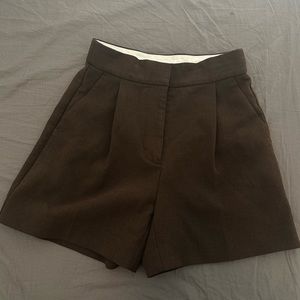 Aritzia Wilfred Ibiza shorts